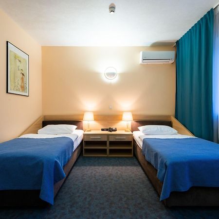 Ibb Hotel Мінськ Екстер'єр фото