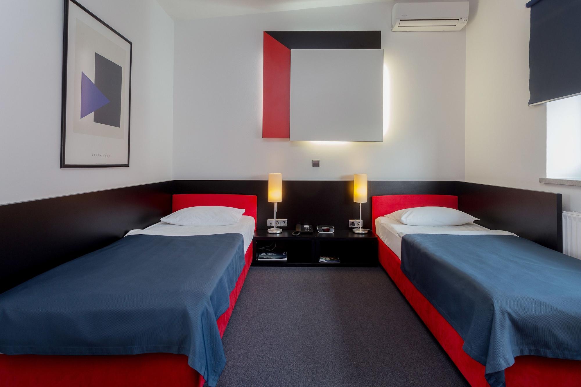 Ibb Hotel Мінськ Екстер'єр фото